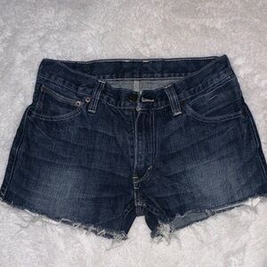 Super Cute Levi’s 514 Jean Cutoffs
